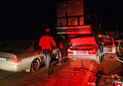 Çorum-İskilip yolunda feci kaza: Park halindeki vince çarpan iki araçtan biri ölümle sonuçlandı