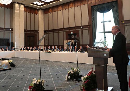 Cumhurbaşkanı Erdoğan büyükşehir belediye başkanlarına seslendi