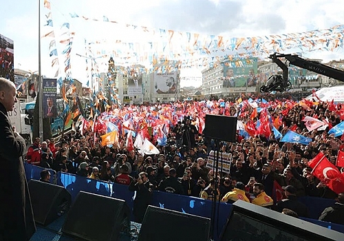 Cumhurbaşkanı Erdoğan Çırak Genel Başkan, selefinden bile fason çıktı.