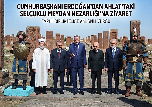 Cumhurbaşkanı Erdoğan’dan Ahlat’taki Selçuklu Meydan Mezarlığı’na Ziyaret