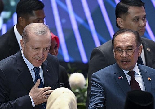 Cumhurbaşkanı Erdoğan'dan Malezya'da İsrail çağrısı