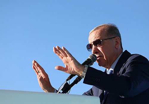 Cumhurbaşkanı Erdoğan Deprem bölgesinde evine girmeyen hiçbir hak sahibimiz kalmayacak
