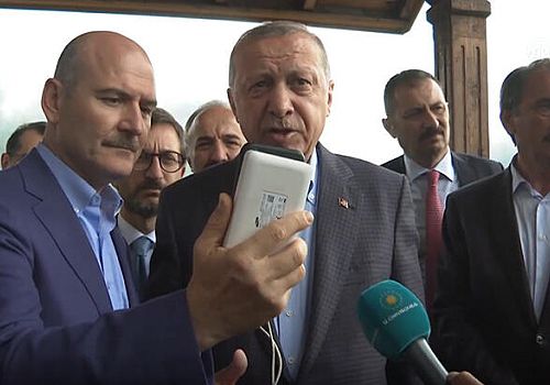 Cumhurbaşkanı Erdoğan, Hacire Akar ile telefonda görüştü