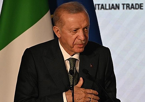 Cumhurbaşkanı Erdoğan İtalya'da! 'Vize konusu ekonomik ilişkilerimize ket vuruyor'