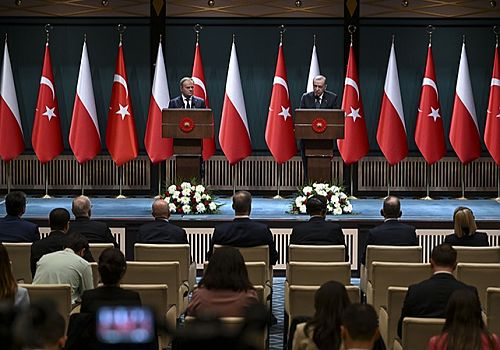 Cumhurbaşkanı Erdoğan, Polonya Başbakanı Donald Tusk ile ikili görüşmenin ardından ortak basın toplantısı düzenledi.