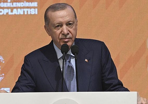Cumhurbaşkanı Erdoğan: Yeni dönemin kapıları aranıyor