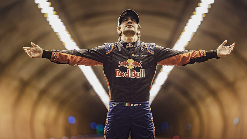 Dario Costa'dan Red Bull Uçuş Günü'nde gösteri uçuşu