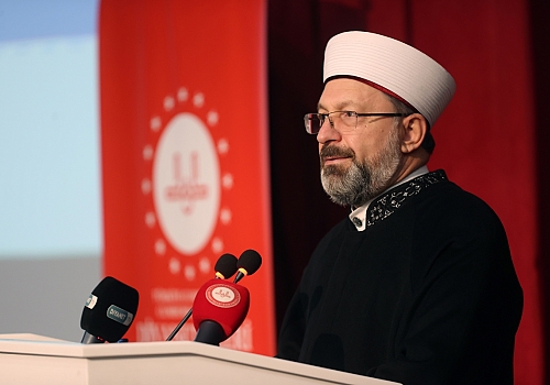 Diyanet İşleri Başkanı Ali Erbaş, Kars'ta din görevlileriyle bir araya geldi: