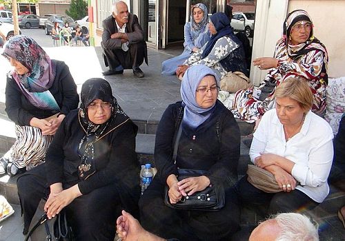 Diyarbakır'da Kadınlar Devrimi mi Geliyor 