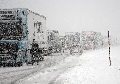 Doğu Anadolu’da Nisan Karı Ulaşımı Vurdu