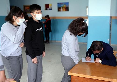 Doğu'nun mavi kategoriye en yakın ili Ardahan'da aşı çalışmaları hızlandı