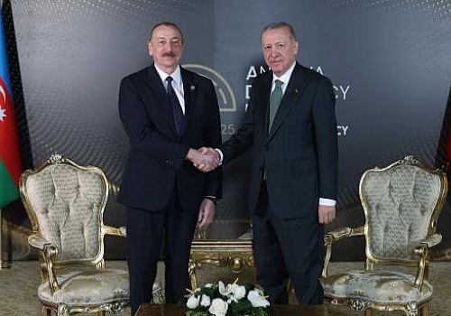 Erdoğan; Azerbaycanlı, Karadağlı, Kosovalı mevkidaşları ve Libya Başbakanı ile ayrı ayrı bir araya geldi.