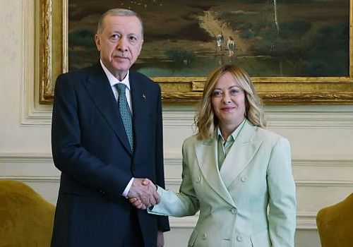 Erdoğan ile Meloni Telefonda Görüştü: Bölgesel Gelişmeler ve İşbirliği Masaya Yatırıldı