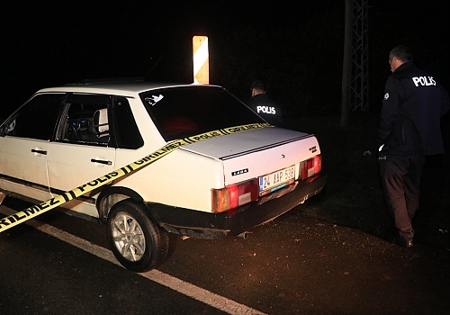 Erzincan'da kara yolunda ağır yaralı bulunan sürücü hastaneye kaldırıldı