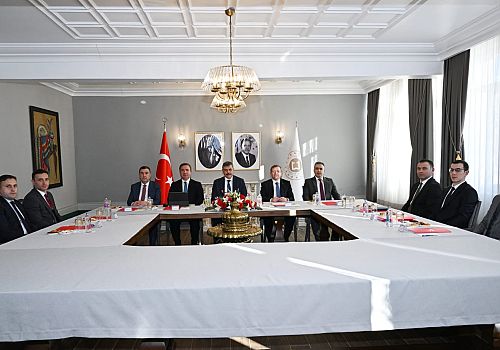Erzurum Erzincan, Kars, Bayburt ve Ardahan Valilerinin katılımıyla Düzensiz Göçle Mücadele Toplantısı yapıldı