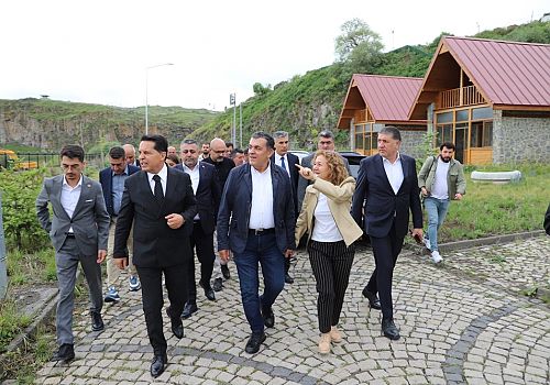 Esenyurt Belediye Başkanı Ahmet Özer Ardahan ziyaret etti 