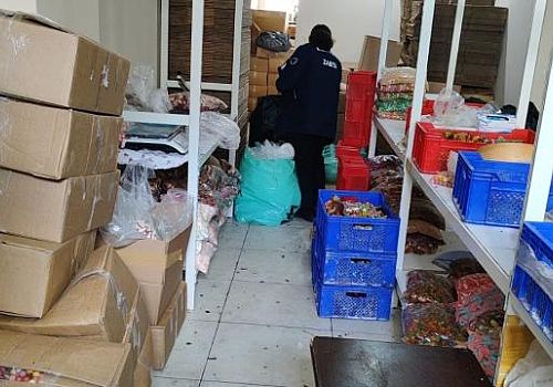 Esenyurt’ta Ruhsatsız Şekerleme İmalathanesine Baskın: 9,4 Ton Ürün İmha Edildi