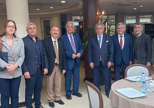 Eski Bakanlar ve İş İnsanları, Milletvekili Saffet Kaya ile Bir Araya Geldi