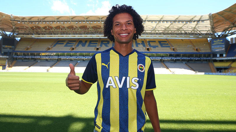 Fenerbahçe, Willian Arao ile 2+1 yıllık sözleşme imzaladı