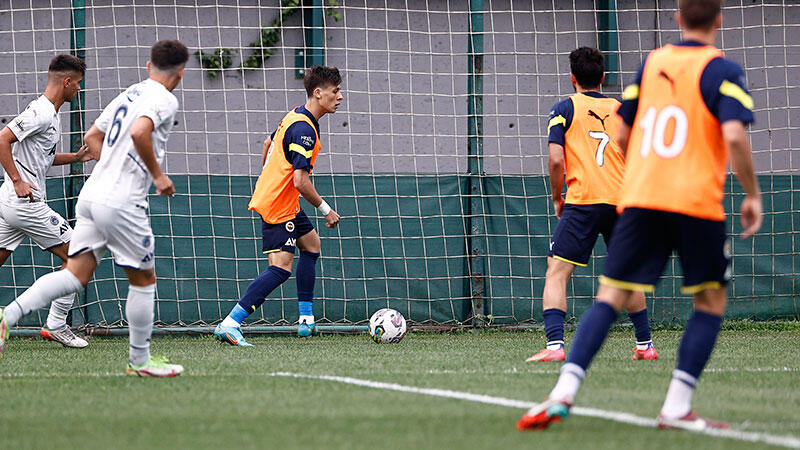 Fenerbahçe'de hazırlıklar sürüyor