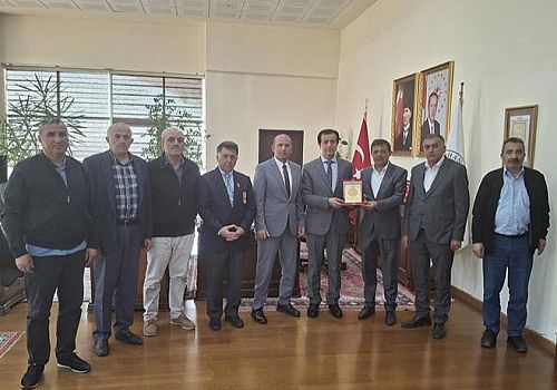 Gazi Aileleri Yardımlaşma ve Dayanışma Derneği’nden ARÜ Rektörüne  Hayırlı Olsun Ziyareti