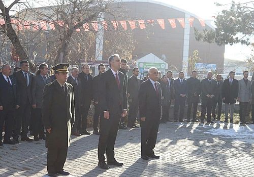 Gazi Mustafa Kemal Atatürk vefatının 86’ıncı yıldönümünde Çıldır’da düzenlenen törenlerle anıldı
