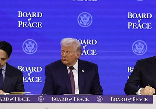 Gazze için barış adımı: Davos’ta kritik imzalar atıldı