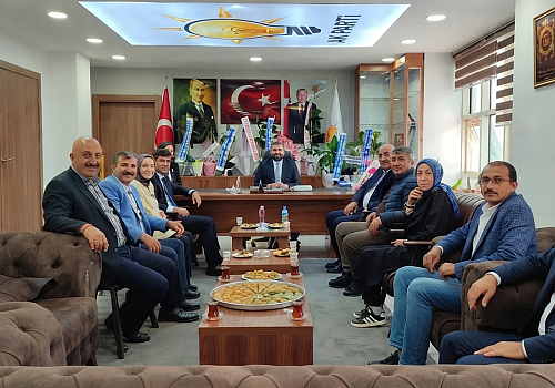 Göle Belediye Başkanı Budak ve İlçe Başkanı Karatay’dan AK Parti İl Başkanı Şenel’e 