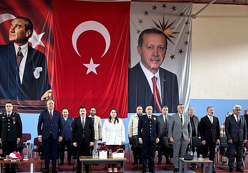 Göle’de 19 Mayıs Coşkusu: Bağımsızlık Meşalesi Serhat İlçemizde Gururla Yandı