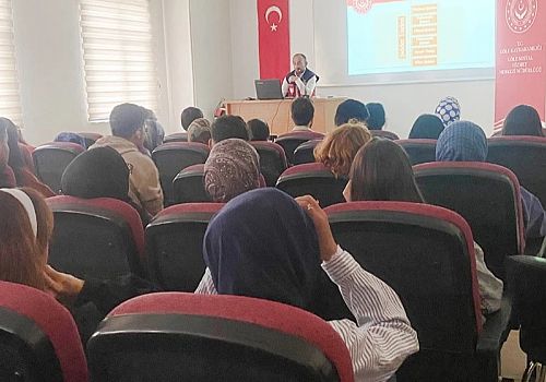 Göle’de Öğrencilere Kadına Yönelik Şiddet ve Aile İçi İletişim Eğitimi Düzenlendi