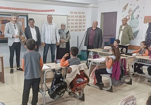 Göle de Şehit Tayfur Hançer’in Ailesi Öğrencilerle Bir Araya Geldi