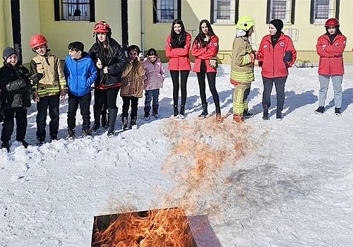 Göle de sivil savunma bilincini artırmak ve öğrencilere önemli bilgiler kazandırmak amacıyla düzenlendi