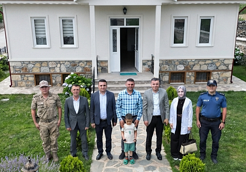 Göle Kaymakamı Cuma Emeç’ten Gazi Tanju Maden’e Anlamlı Ziyaret