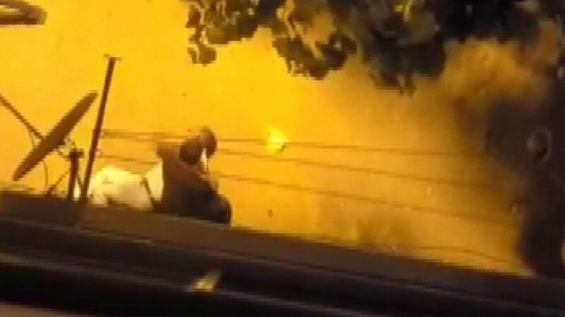 Güngören'de sokak ortasında kavga kamerada