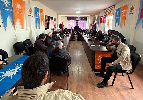 Hanak AK Parti’den Haftalık Olağan Yönetim Toplantısı: Gündem Hanak’ın Geleceği