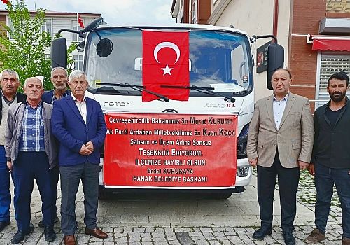 Hanak Belediyesine Yeni çöp kamyonu