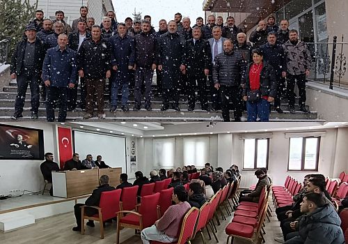 Hanak’ta AK Parti’den İlk Koordinasyon Toplantısı