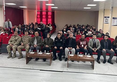 Hanak’ta Okul Güvenliği ve Veli İş Birliği Toplantısı Düzenlendi