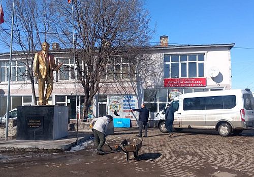 Hanak’ta Ortakent Mahallesi Pırıl Pırıl: Kapsamlı Temizlik Seferberliği