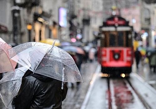 Hava sıcaklıklarının 7-13 Nisan arasında, İstanbul'da 2 dereceye kadar düşmesi bekleniyor