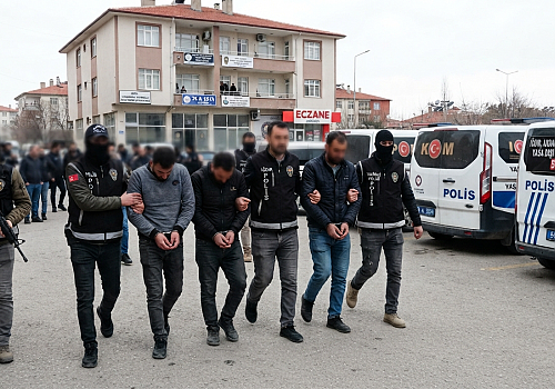 Iğdır, Ardahan ve Tekirdağ'da Yasa Dışı Bahis Operasyonu: 5 Gözaltı