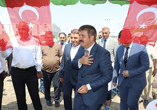 Iğdır'da 400 kişiye istihdam sağlayacak tekstil fabrikasının temeli atıldı