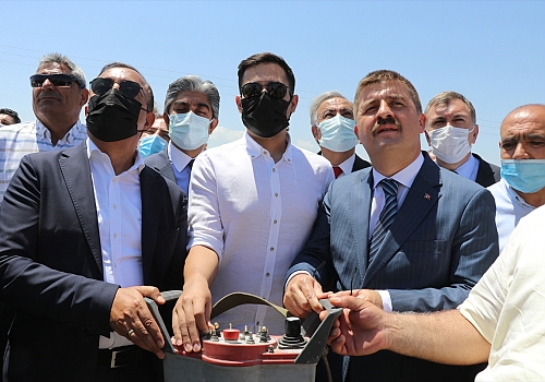 Iğdır'da kaya tuzunun rafine edilip ekonomiye kazandırılacağı tesisin temeli atıldı