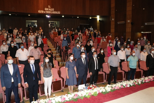 Iğdır'da En İyi Narkotik Polisi Anne semineri verildi