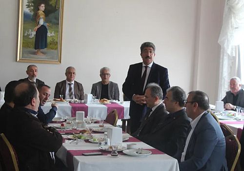  İl Protokolü ve Turizm işletmecileri ARÜ Vakfının düzenlemiş olduğu kahvaltıda buluştu