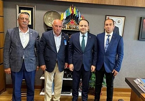 İlçe Belediye Başkanları AK Parti Ardahan Milletvekili Kaan Koçla görüştü