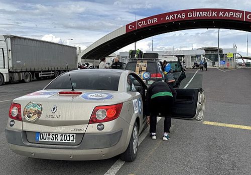İpek yolu rallisi'nin türkiye'deki son durağı ardahan oldu: dostluk konvoyu çıldır’dan geçti
