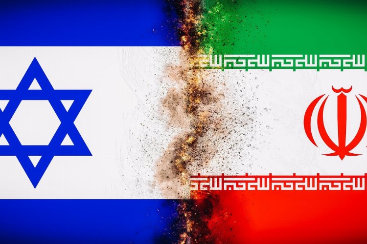 İsrail: İran ile savaşımız an itibari ile başladı