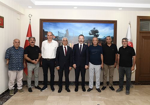 İstanbul'daki Ahlatlılardan, Ardahan Valisi'ne Hayırlı Olsun Ziyareti