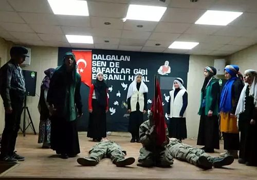 İstiklal Marşı'nın kabulünün 104. Yıldönüm Posof ta törenle kutlandı.
